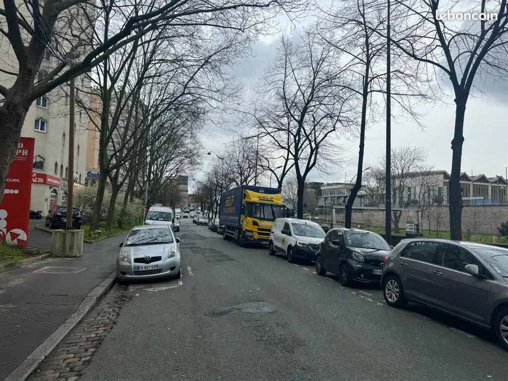 Local commercial à louer à Vanves – 180 m² – Quartier Maurice Magne