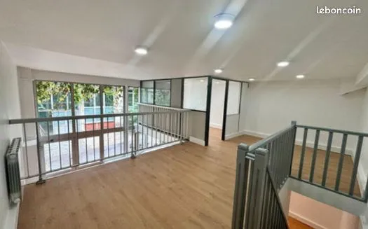 Local professionnel à louer à Paris 11 – 72 m² – Oberkampf / Saint-Maur