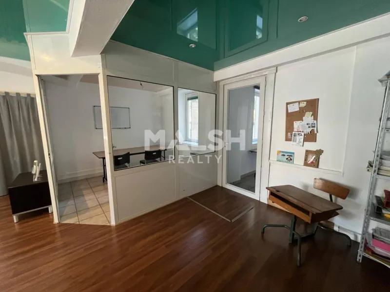 Local professionnel 57 m² – Cabinet médical prêt à l’emploi – Saint-Genis-Laval (Lyon Sud-Ouest)