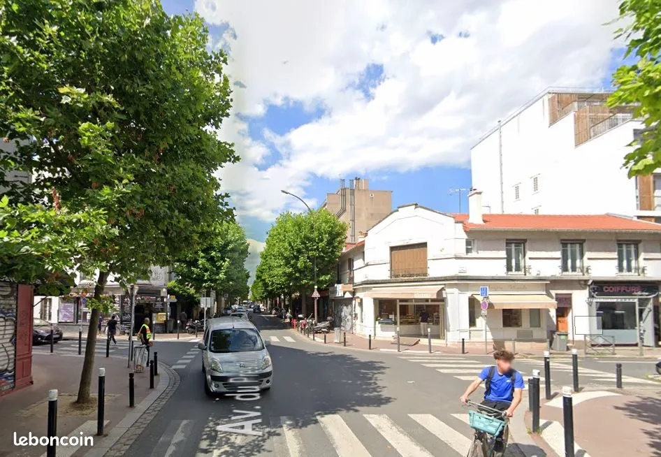 Local commercial à louer à Montreuil – 118 m² – Croix de Chavaux