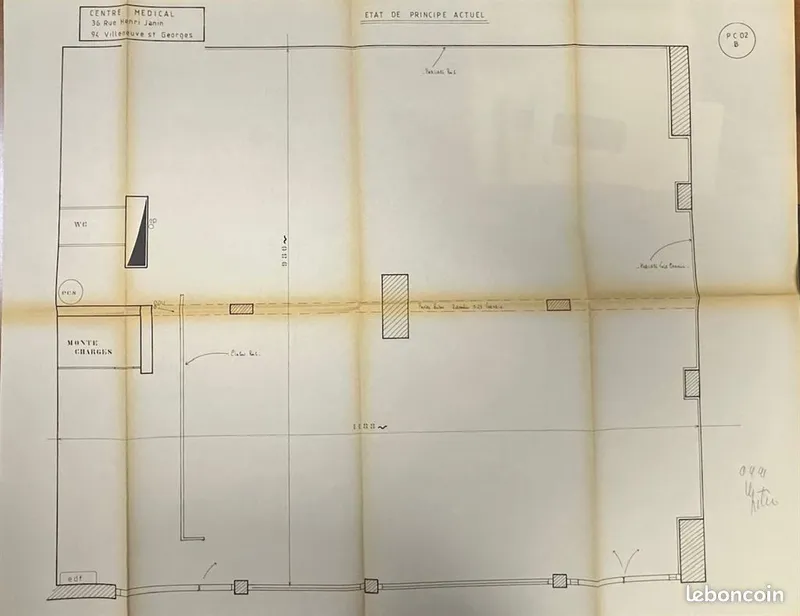 Local commercial à louer à Villeneuve-Saint-Georges – 81 m² – Proche RER