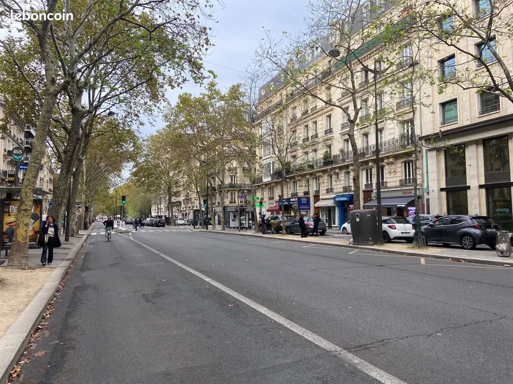 Local commercial à louer à Paris 7 – 64 m² – La Tour Maubourg