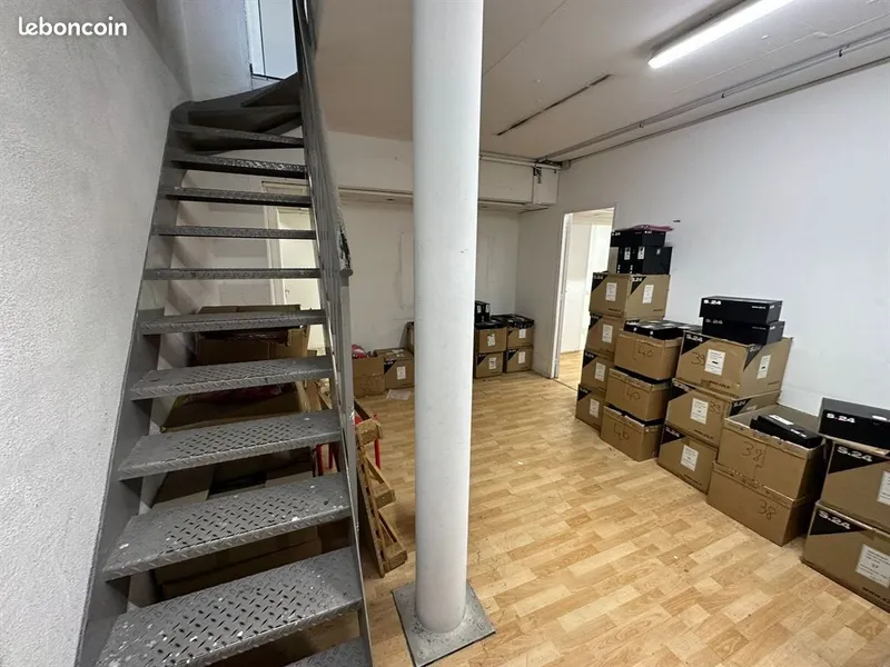 Local commercial à louer à Nogent-sur-Marne – 164 m² – Nogent Village / RER A