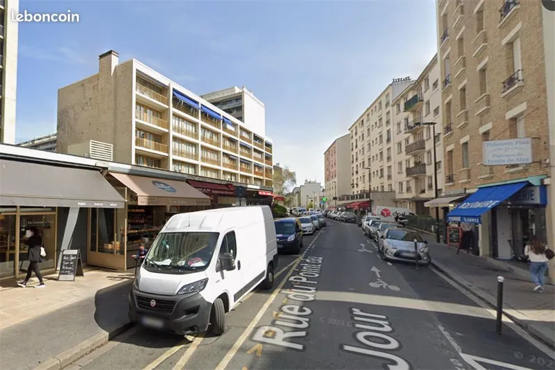 Local commercial à louer à Boulogne-Billancourt – 48 m² – Trapèze / Rives de Seine