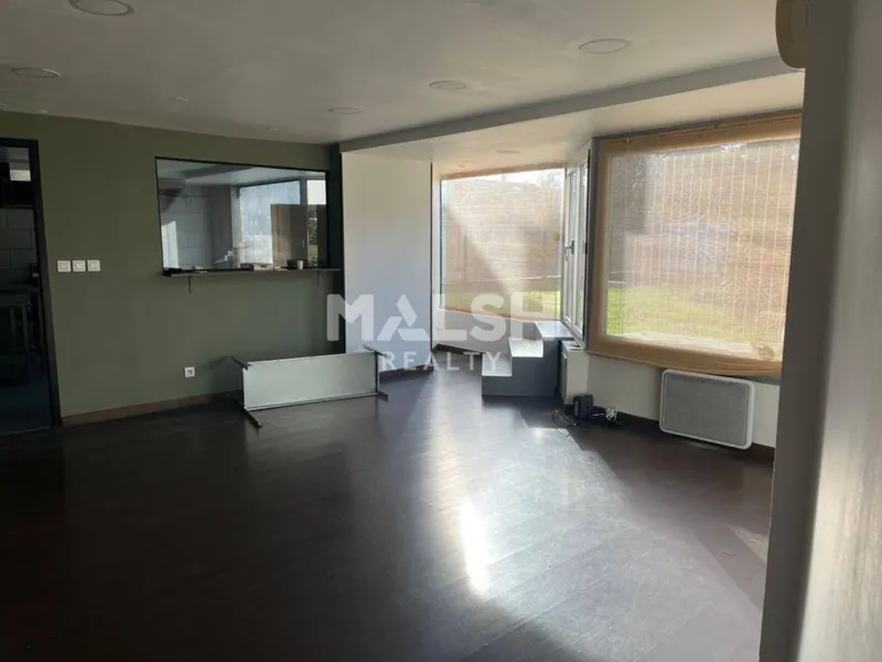 Local commercial 85 m² à louer avec jardin – Écully Monts d’Or