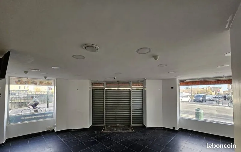 Local commercial à louer à La Garenne-Colombes – 60 m² – Centre-ville