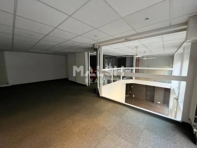 Local commercial 142 m² à louer – Lyon Presqu’île (69002) – Emplacement recherché