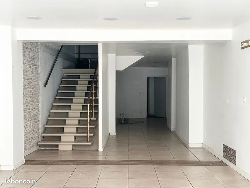Local commercial – 100 m² – Tourcoing Centre-ville