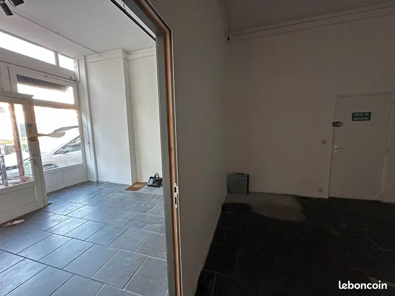 Local commercial – 100 m² – Tourcoing Centre-ville