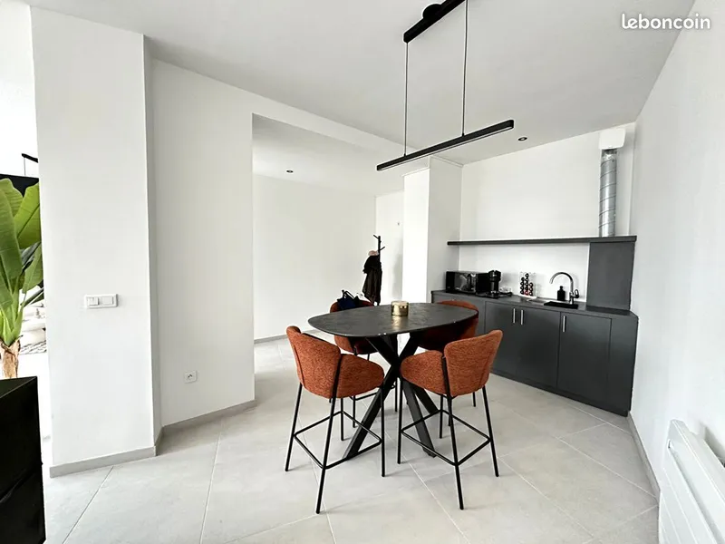 Local commercial – 61 m² – Lille Esplanade