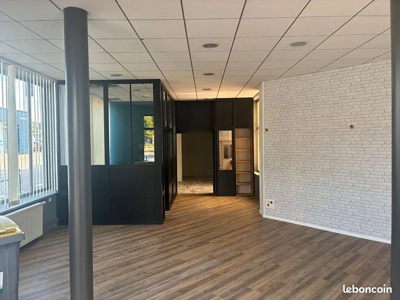 Local commercial – 100 m² – Arras (proximité gare)