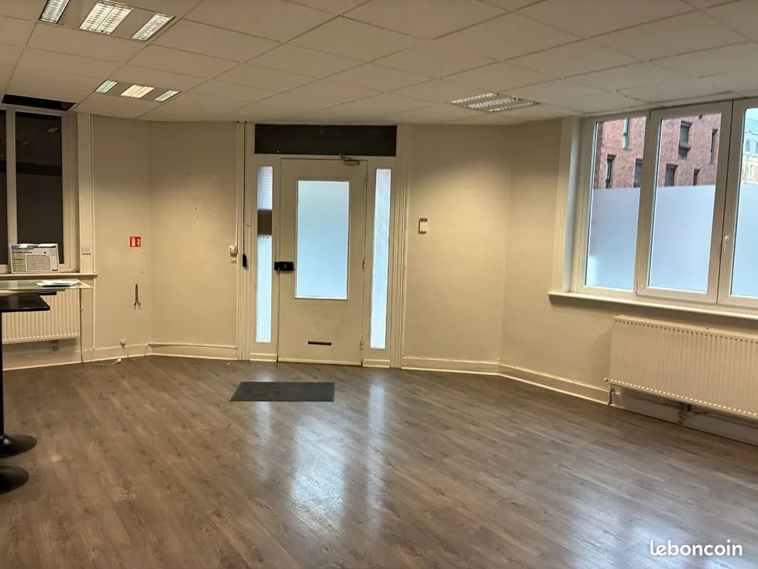 Local commercial – 60 m² – Lille République / Liberté