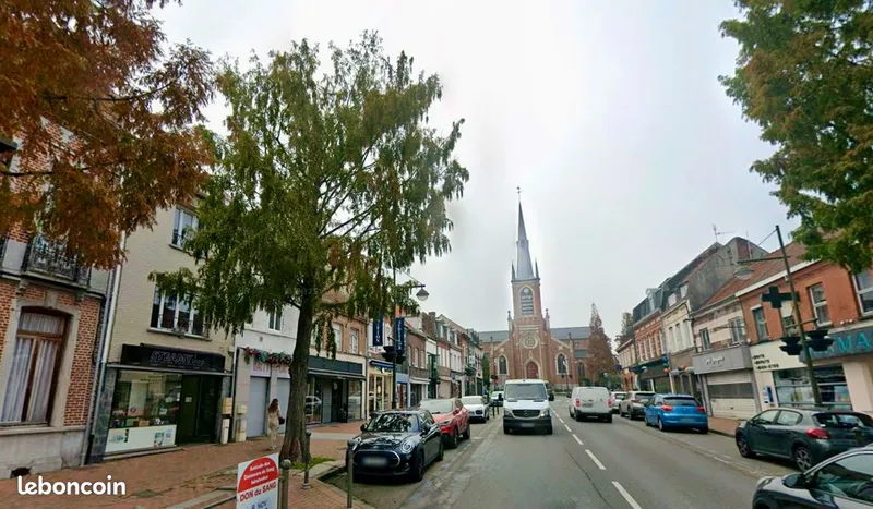 Local commercial – 138 m² – Croix Centre