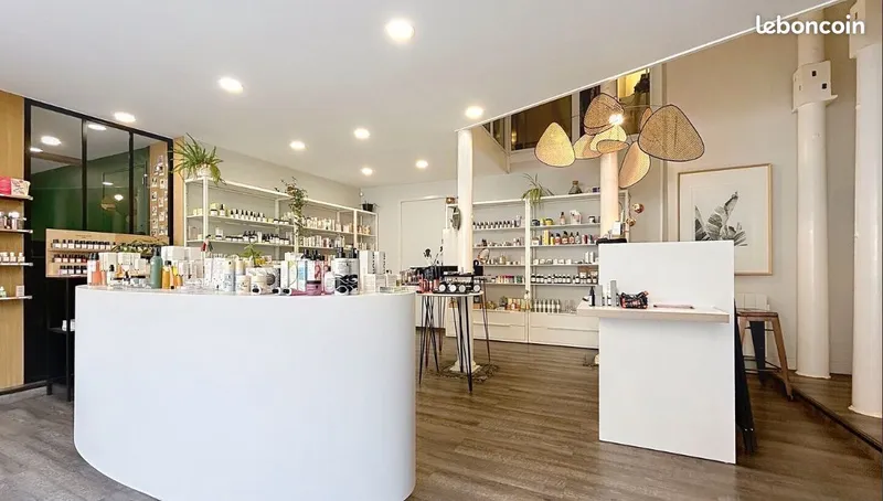 Local commercial – 120 m² – Vieux-Lille