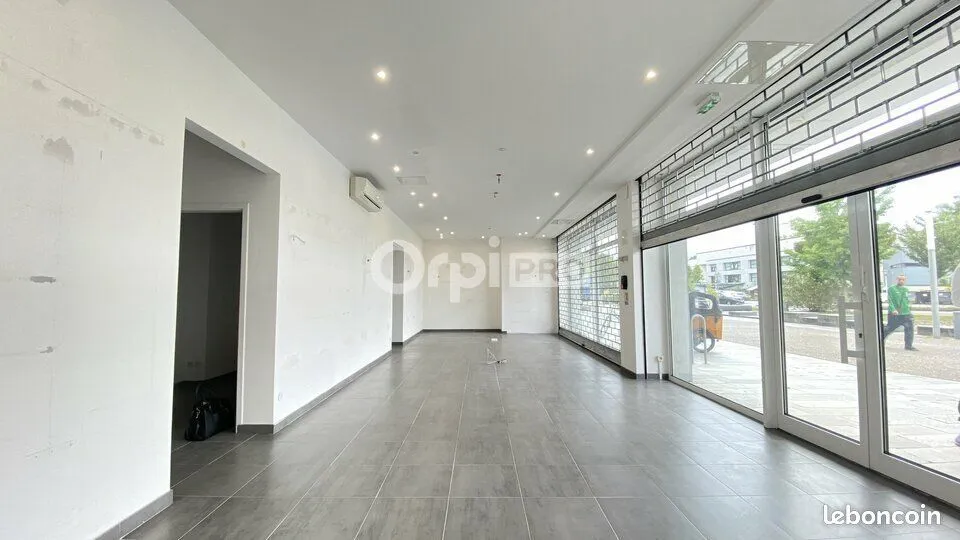 Local professionnel – 85 m² – Ostwald