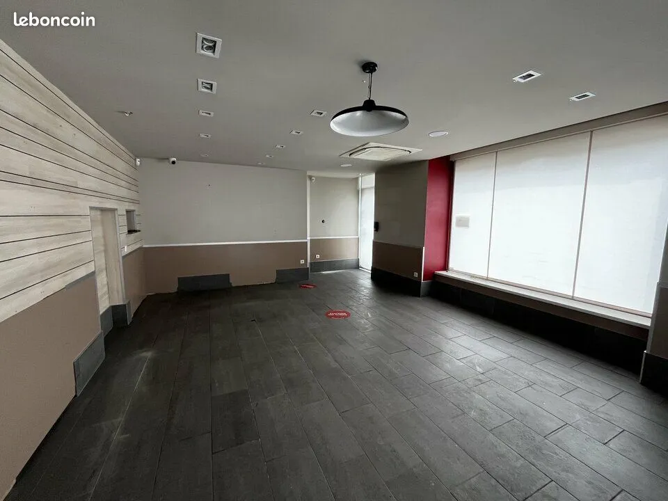 Local professionnel – 95 m² – Huningue