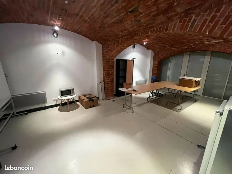 Local professionnel – 160 m² – Colmar, proximité gare et Hôpital Pasteur