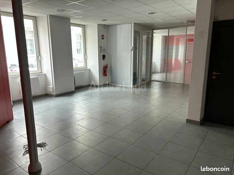 Local professionnel – 68 m² – Colmar, Rue de la Sinne