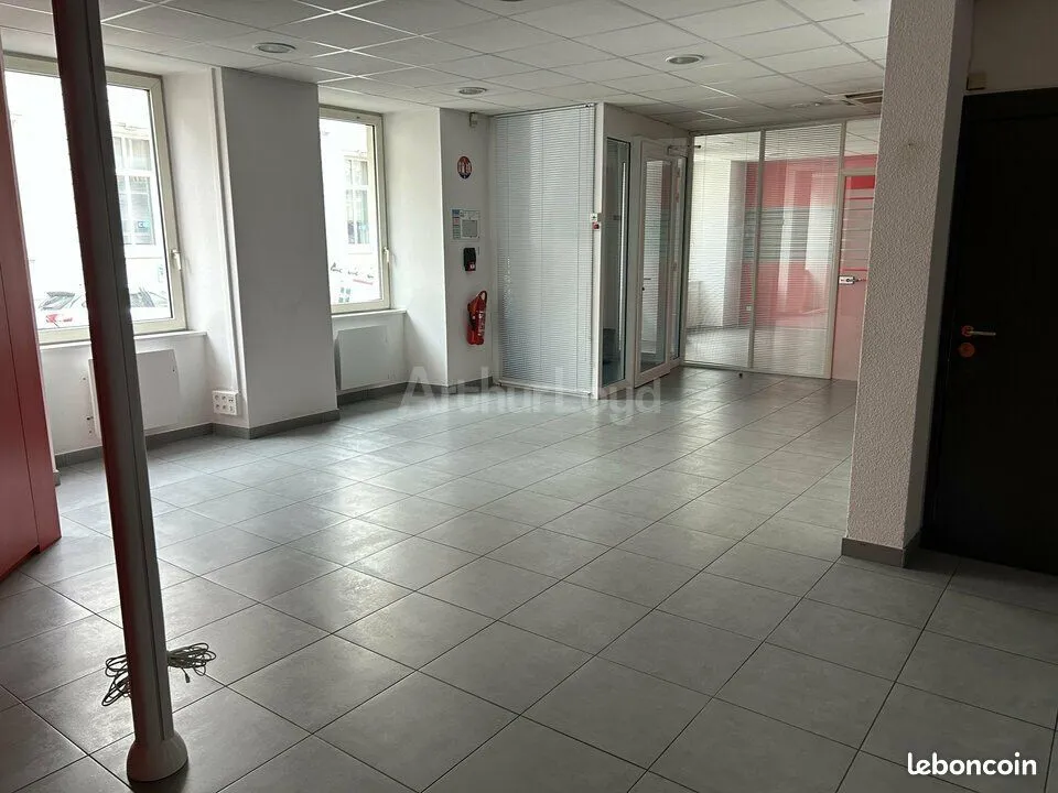 Local professionnel – 68 m² – Colmar, Rue de la Sinne