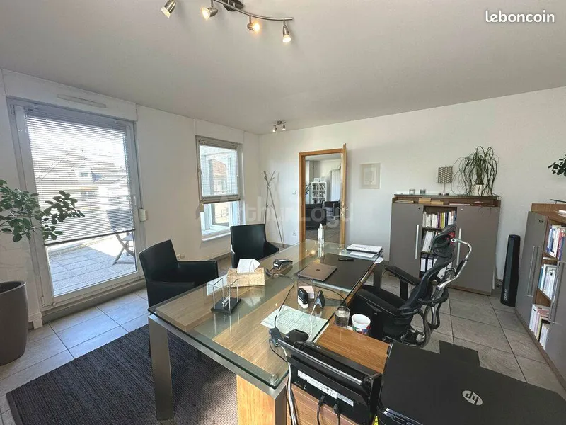 Local professionnel – 71 m² – Illkirch-Graffenstaden, voisin cabinet médical