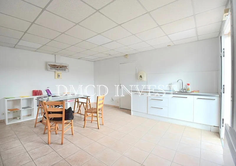 Cabinet / Local Professionnel 27 m2