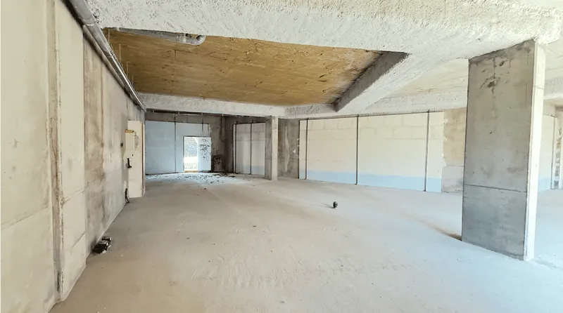 Local commercial de 411m² idéal Centre Médical / Dentaire - Maison de Santé