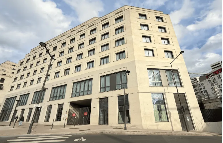 Local commercial de 97m² de plain-pied - idéal Cabinet Médical / Dentaire / Cardiologie