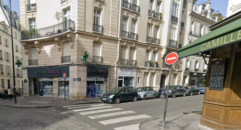 Local commercial de 1.082m² sur 4 niveaux - idéal Cabinet Médical / Dentaire / Cardiologie à Paris 75016