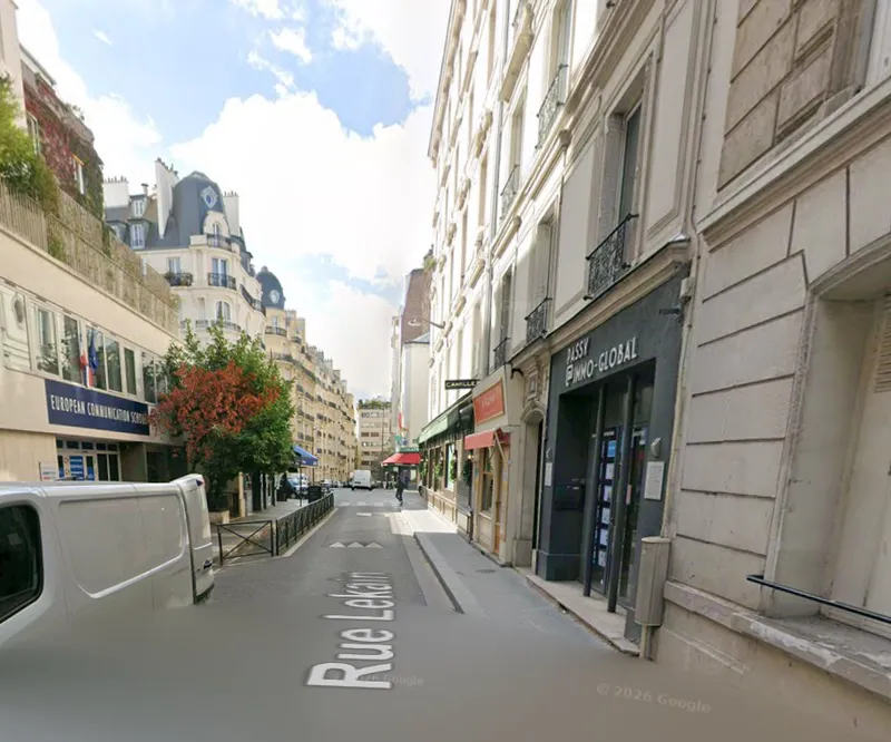 Local commercial de 1.082m² sur 4 niveaux - idéal Cabinet Médical / Dentaire / Cardiologie à Paris 75016