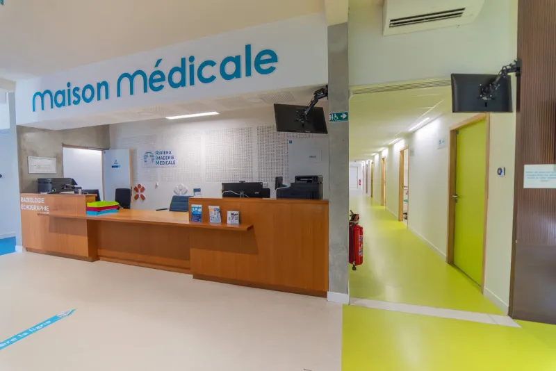Salle de soins à louer, Maison médicale (06)