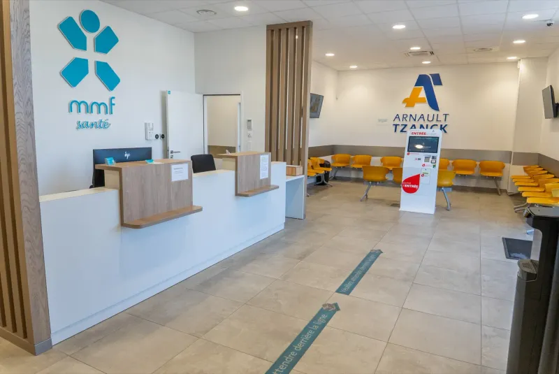 Salle de soins à louer, Pôle de Santé (83)