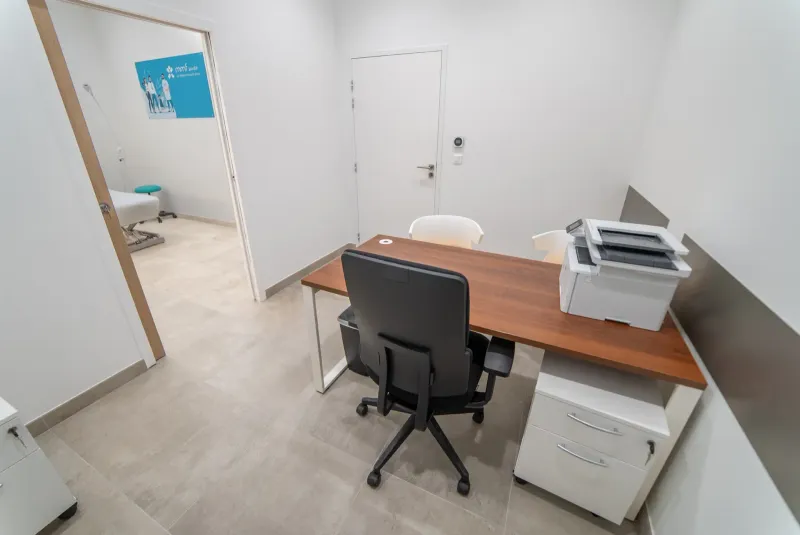 Salle de soins à louer, Pôle de Santé (83)