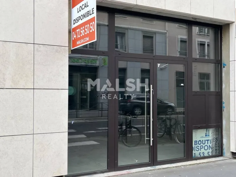 Local commercial neuf 131 m² – Lyon 9