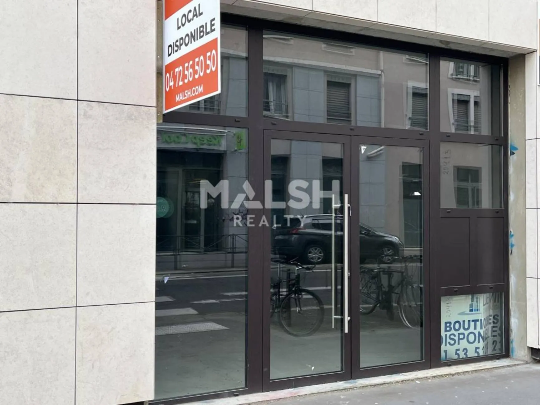 Local commercial neuf 131 m² – Lyon 9