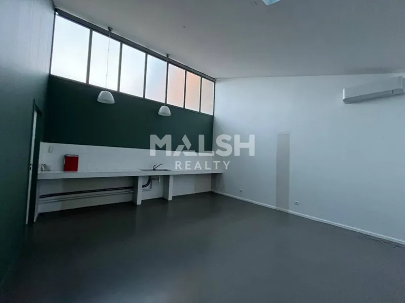 Local commercial 150 m² – Lyon 6