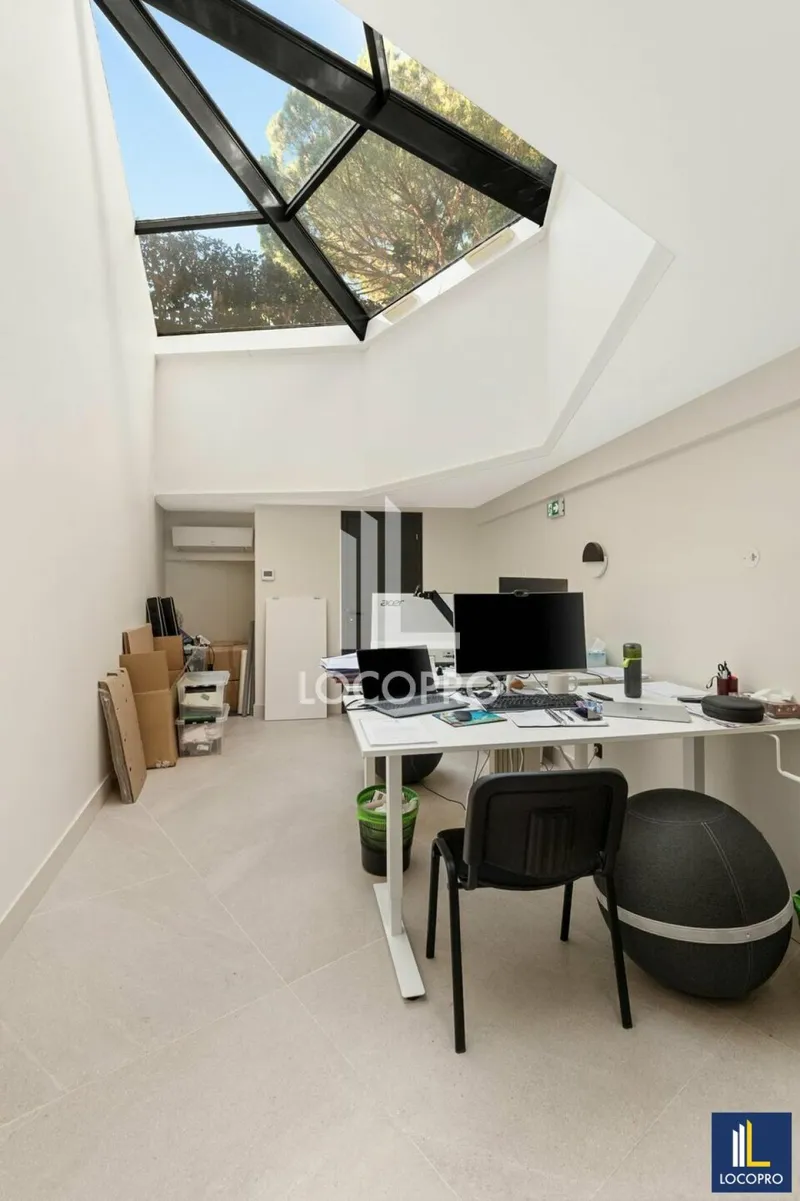 Local commercial à louer – 55 m² – Cannes (06)