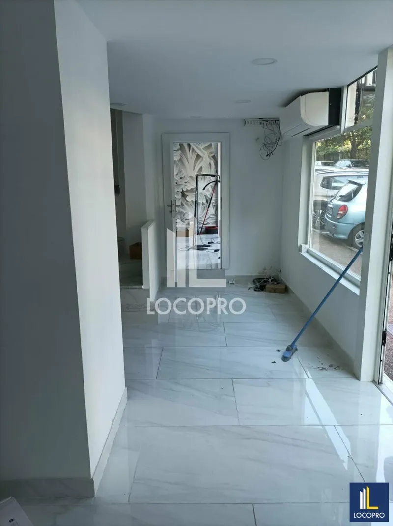 Local commercial à louer – 112 m² – Nice Ouest (06)