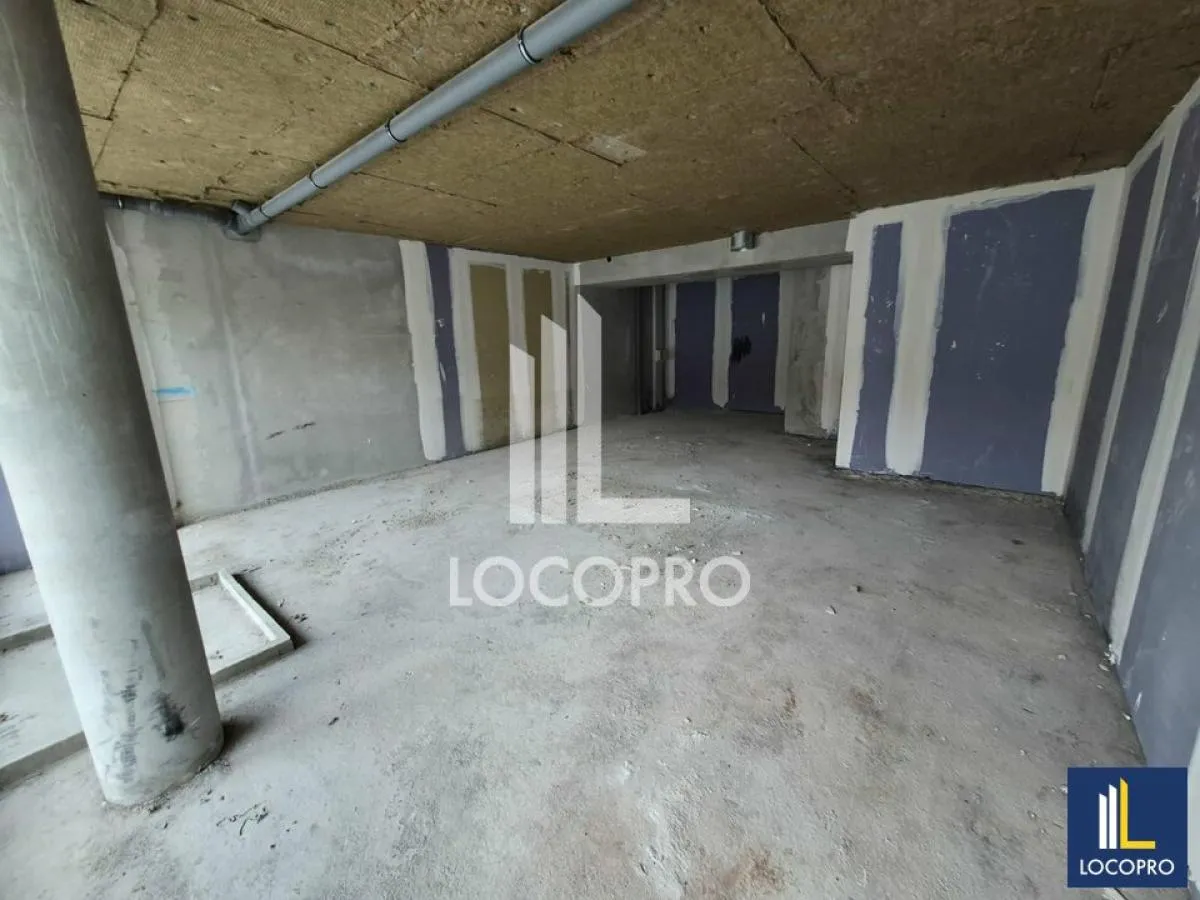 Local commercial à louer – 49 m² – Nice (06)
