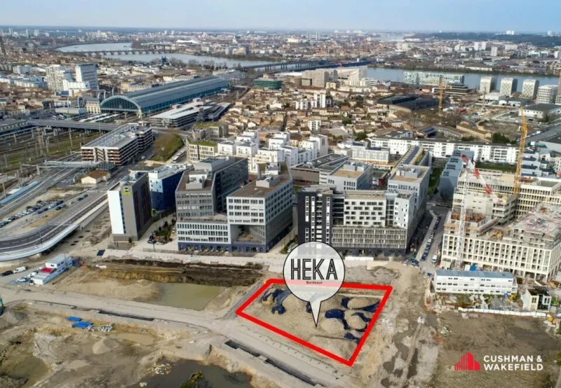 Local commercial 136,86 m² – Bordeaux Armagnac (33800)