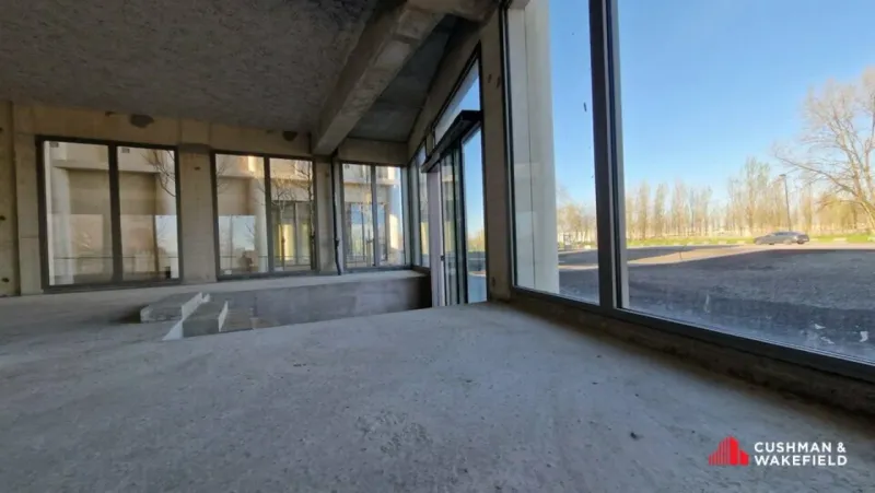 Local commercial 122 m² – Bordeaux Brazza (33100)