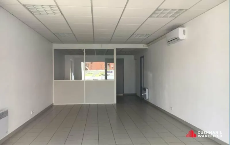 Local commercial 53 m² – Eysines (33320)