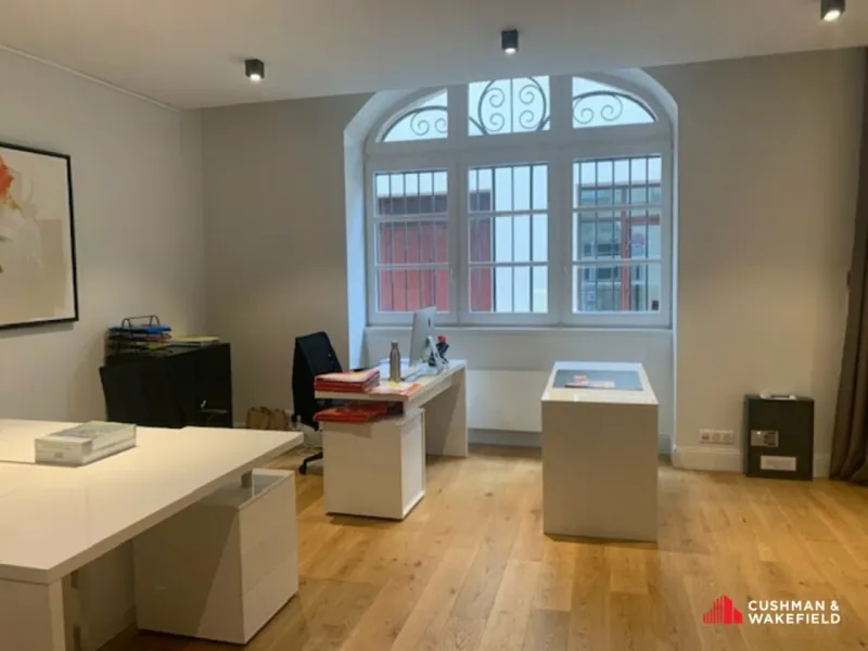 Local professionnel à louer à Bordeaux – 50 m² quartier Grands Hommes / Place Gambetta